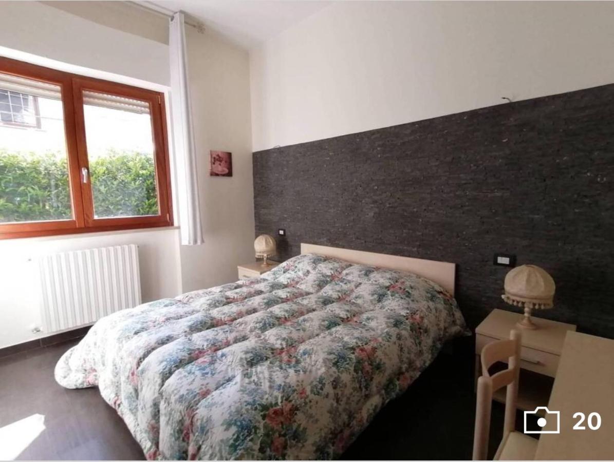 Un Posto Al Sole Bed & Breakfast Франкавила ал Маре Екстериор снимка